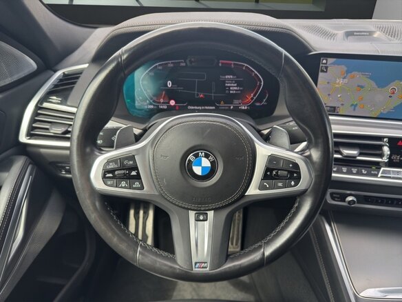 2022 BMW X6 40d III (G06), чёрный, 6550000 рублей - вид 15