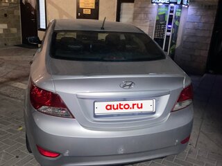 2014 Hyundai Solaris I, серебристый, 550000 рублей, вид 3