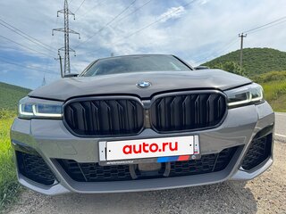2020 BMW 5 серии 530i xDrive VII (G30/G31/G38) Рестайлинг, серый, 5250000 рублей, вид 4