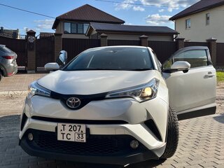 2017 Toyota C-HR I, белый, 2150000 рублей, вид 3