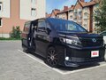2015 Toyota Voxy III (R80), чёрный, 2200000 рублей - вид 1