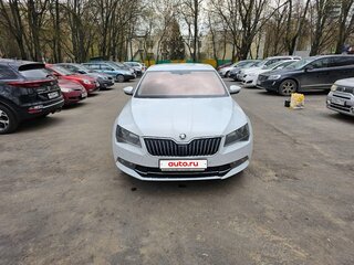 2018 Skoda Superb III, белый, 1400000 рублей, вид 2