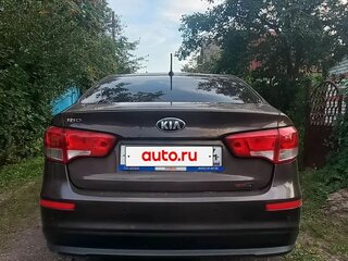 2016 Kia Rio III Рестайлинг, коричневый, 1150000 рублей, вид 2