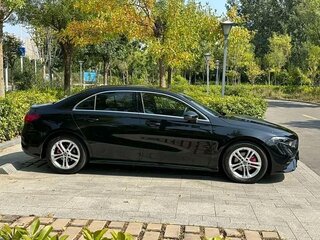 2023 Mercedes-Benz A-Класс 180 Long IV (W177) Рестайлинг, чёрный, 1725000 рублей, вид 4