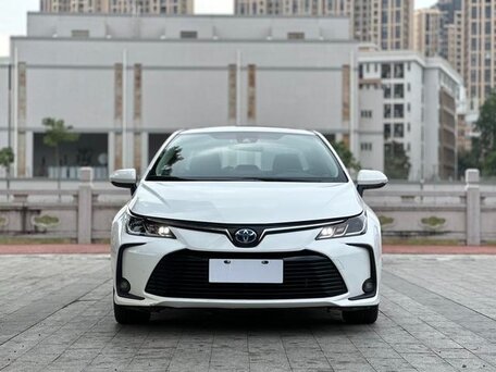 Toyota Corolla XII (E210)