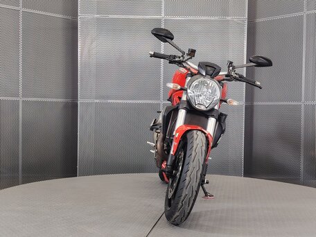2014 Ducati Monster 1200, красный, 589000 рублей, вид 3