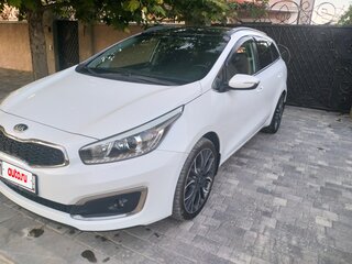 2016 Kia Ceed II Рестайлинг, белый, 1700000 рублей, вид 2
