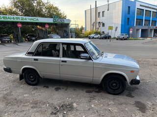 2010 Lada (ВАЗ) 2105, серебристый, 230000 рублей, вид 4