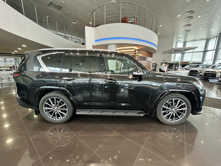 2023 Lexus LX 600 IV, чёрный, 12999000 рублей, вид 4