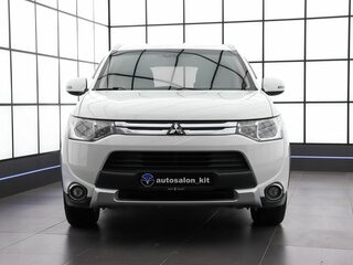2014 Mitsubishi Outlander III Рестайлинг, белый, 1459000 рублей, вид 2