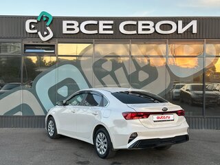 2021 Kia Cerato IV Рестайлинг, белый, 1997000 рублей, вид 3