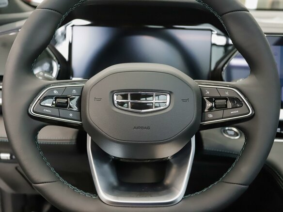 2026 Geely Monjaro I Рестайлинг, белый - вид 14