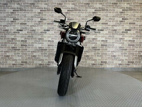 2018 Honda CB 1000R, красный, 878000 рублей, вид 4