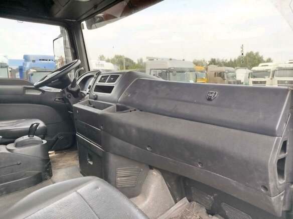 2023 Sinotruk Sitrak C7H, красный, 4280000 рублей - вид 4