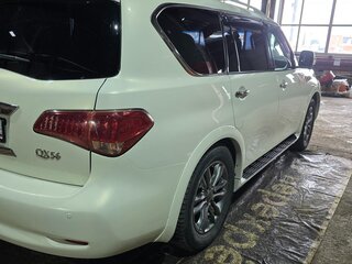 2013 Infiniti QX56 II, белый, 2000000 рублей, вид 4