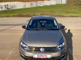 2016 Volkswagen Polo V Рестайлинг, бежевый, 1000000 рублей, вид 3