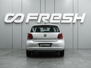 2010 Volkswagen Polo V, серебристый, 559000 рублей, вид 4