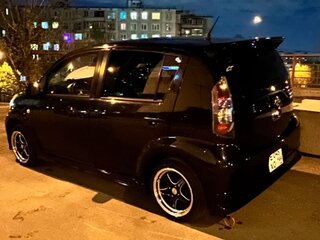 2010 Daihatsu Sirion II (M3) Рестайлинг, чёрный, 450000 рублей, вид 3