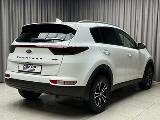 2017 Kia Sportage IV, белый, 2049000 рублей, вид 4