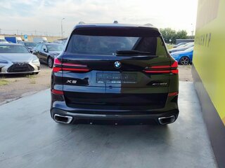 2025 BMW X5 30d IV (G05/G18) Рестайлинг, чёрный, 14990000 рублей, вид 5
