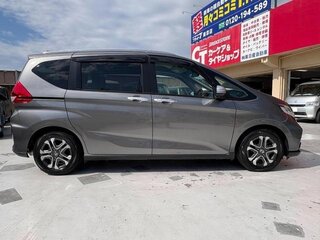 2023 Honda Freed II Рестайлинг, серебристый, 1390000 рублей, вид 5
