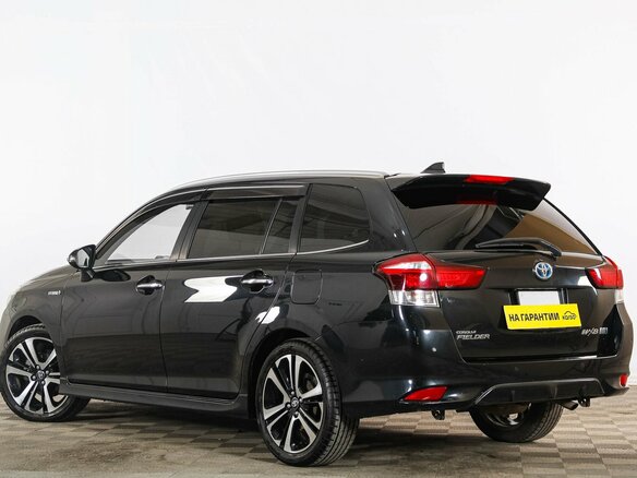 2017 Toyota Corolla Fielder XI (E160, E170, E180) Рестайлинг 1, чёрный - вид 3