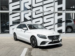 2020 Mercedes-Benz C-Класс 300 IV (W205) Рестайлинг, белый, 3300000 рублей, вид 1
