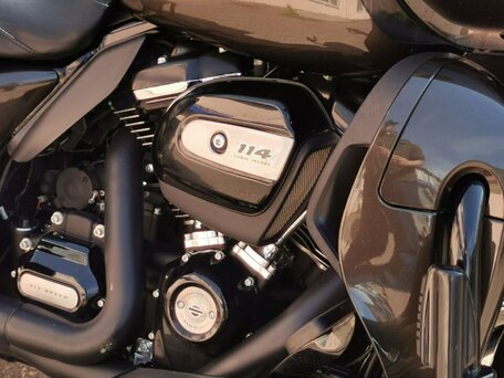 2020 Harley-Davidson Road Glide Limited, серый, 2600000 рублей, вид 4
