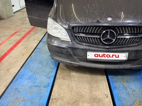 2011 Mercedes-Benz Viano Extralong L3 I (W639) Рестайлинг, чёрный, 2300000 рублей - вид 17