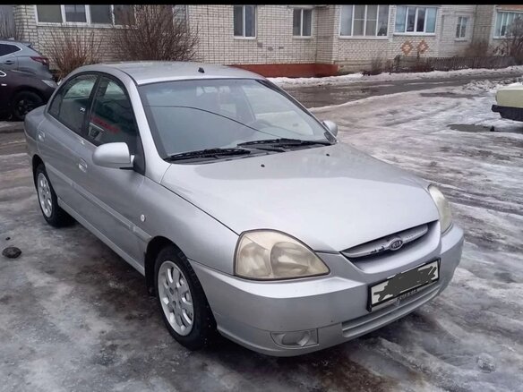 2003 Kia Rio I Рестайлинг, серебристый, 270000 рублей - вид 1