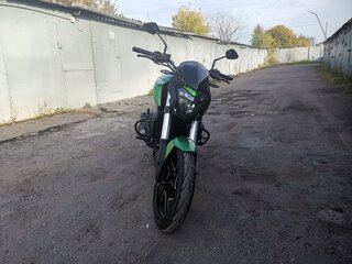 2020 Bajaj Dominar 400, зелёный, 300000 рублей, вид 2