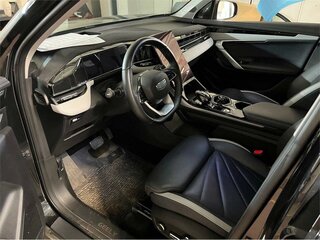 2024 Geely Atlas II, чёрный, 2685000 рублей, вид 3