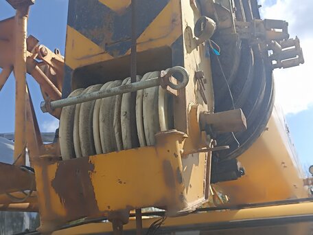 2008 XCMG QY30K, золотистый, 4600000 рублей, вид 3