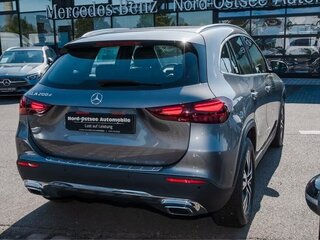 2026 Mercedes-Benz GLA 200 II (H247) Рестайлинг, чёрный, 6500000 рублей, вид 3