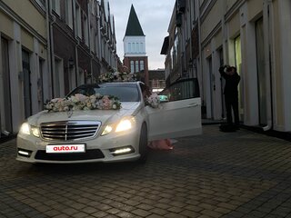 2011 Mercedes-Benz E-Класс 200 7G-Tronic IV (W212, S212, C207), белый, 1550000 рублей, вид 4