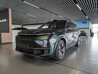 2026 Li Auto (Lixiang) L9 52.3 kWh I Рестайлинг, зелёный, 12090000 рублей, вид 1