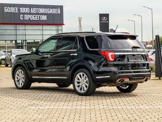 2019 Ford Explorer V Рестайлинг 2, чёрный, 2325000 рублей, вид 4