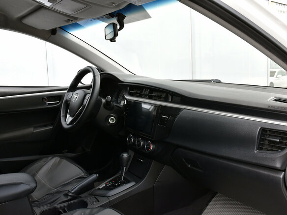 2013 Toyota Corolla XI (E160, E170, E180), белый, 1150000 рублей - вид 9