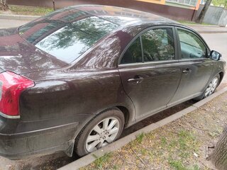 2008 Toyota Avensis II Рестайлинг, красный, 750000 рублей, вид 3