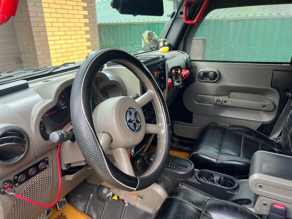 2008 Jeep Wrangler III (JK), чёрный, 2600000 рублей - вид 9