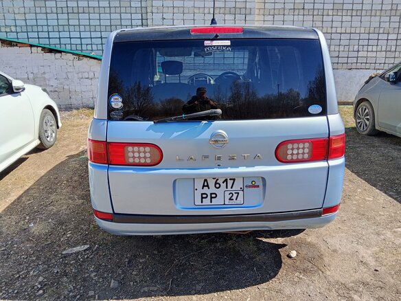 2004 Nissan Lafesta I, голубой, 470000 рублей - вид 3