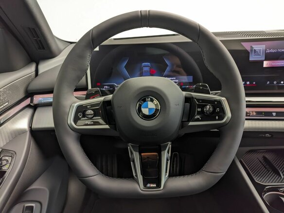 2026 BMW 5 серии 530i xDrive VIII (G60/G61/G68), чёрный - вид 14