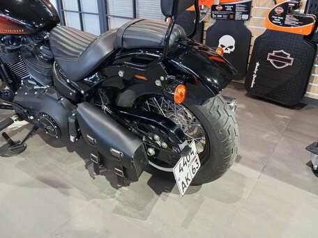 2021 Harley-Davidson Street Bob, чёрный, 1830000 рублей, вид 5