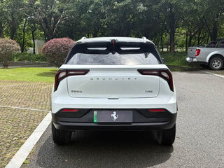 2023 Geely Geometry E 39.4 kWh, белый, 1260000 рублей, вид 5