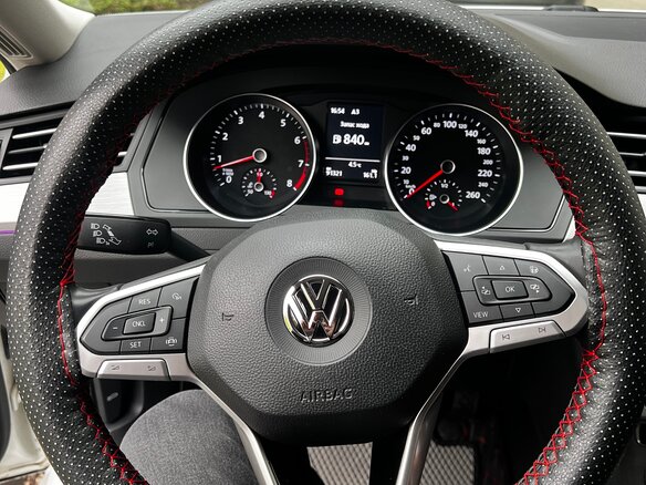 2020 Volkswagen Passat B8 Рестайлинг, белый, 2070000 рублей - вид 16