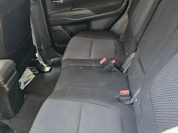 2016 Mitsubishi Outlander III Рестайлинг 2, коричневый, 950000 рублей - вид 6