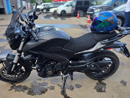2024 Bajaj Dominar 400, чёрный, 415000 рублей, вид 2