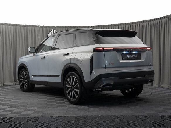 2023 Jaecoo J7 I, серебристый - вид 3