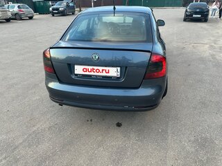 2012 Skoda Octavia II (A5) Рестайлинг, серый, 700000 рублей, вид 4