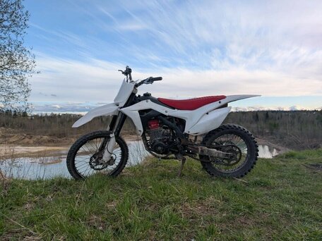 2019 BSE Z5, белый, 130000 рублей, вид 1